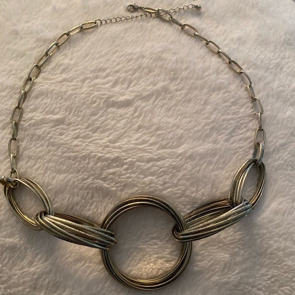 Chunky gold tone necklace